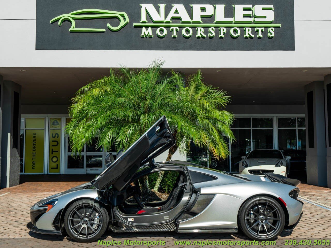 2015 McLaren P1, 5/20