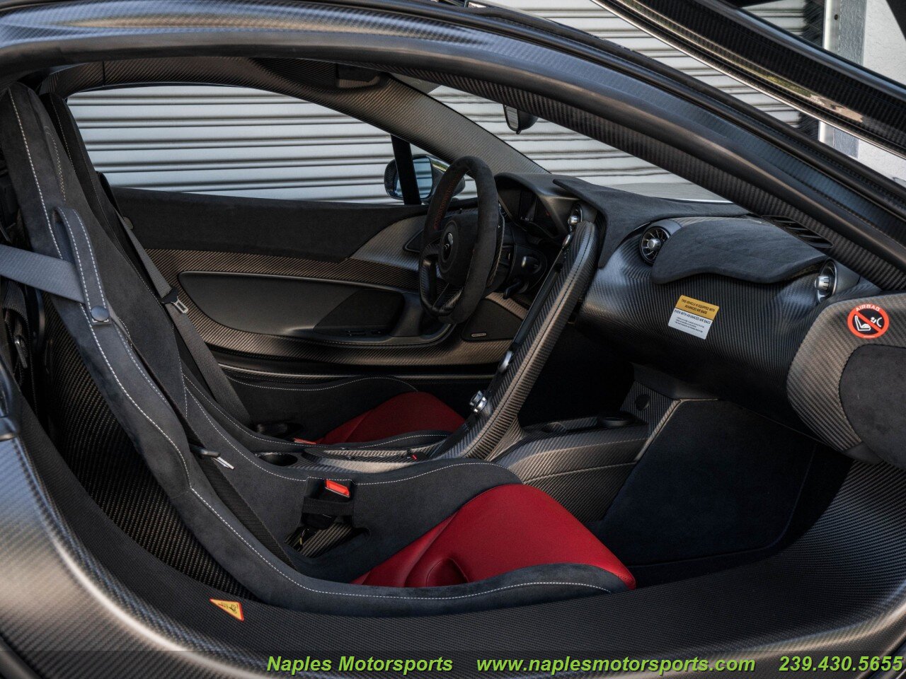 2015 McLaren P1, 17/20