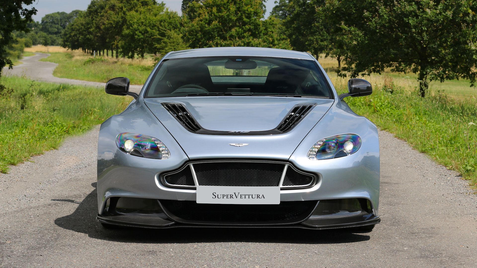 2015 ASTON MARTIN GT12, 4/20