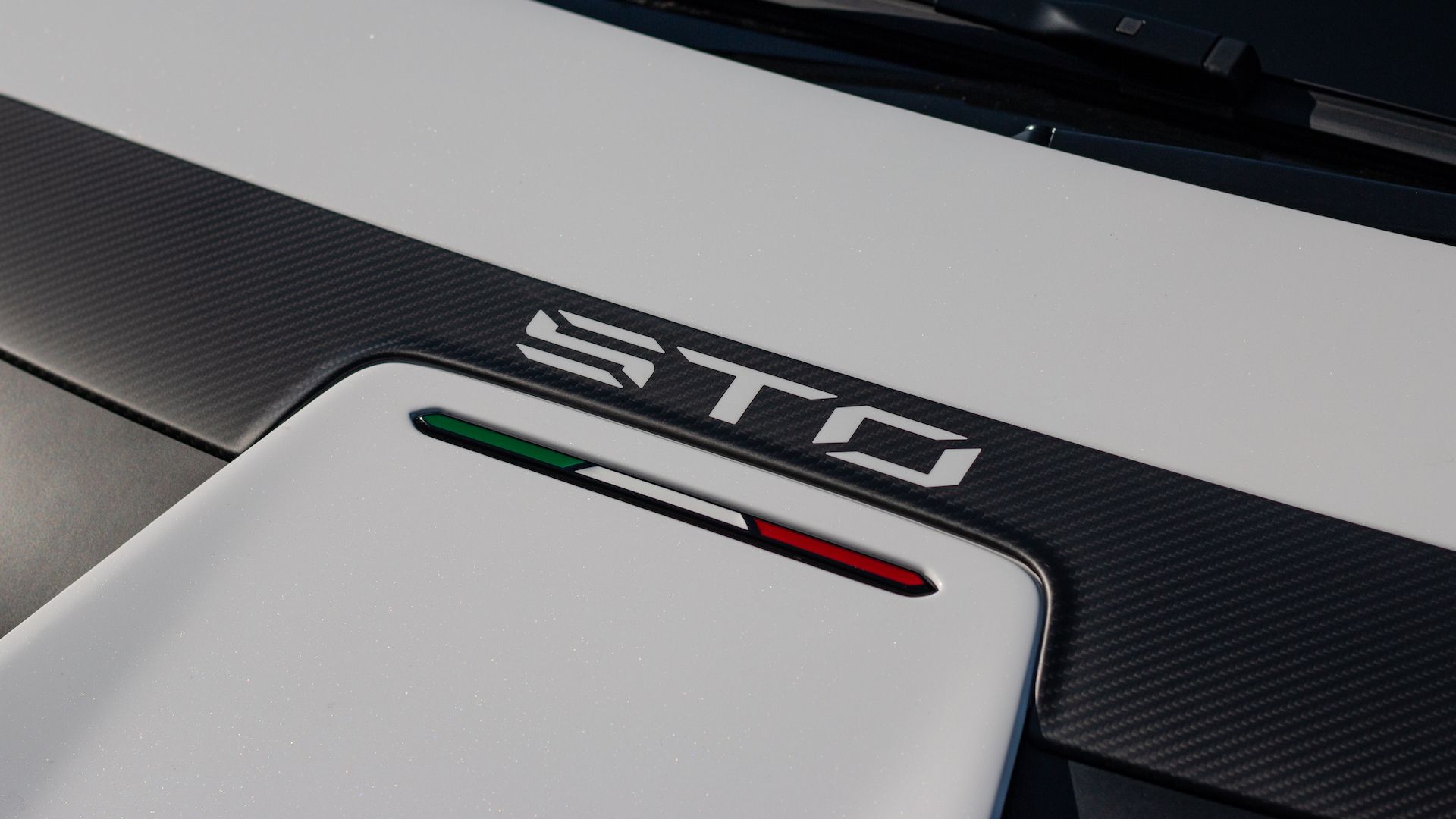 2021 LAMBORGHINI HURACN STO, 14/19