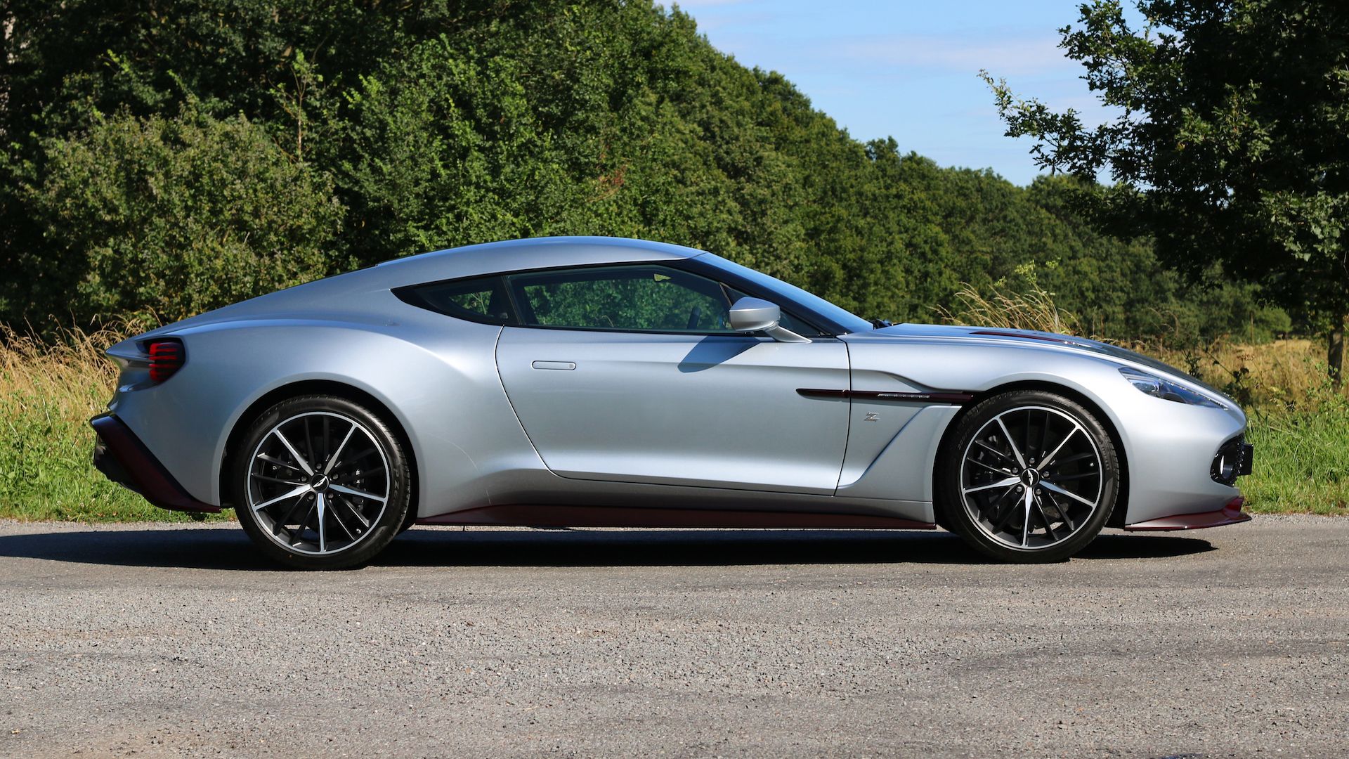 2018 ASTON MARTIN V12 VANQUISH ZAGATO, 5/15