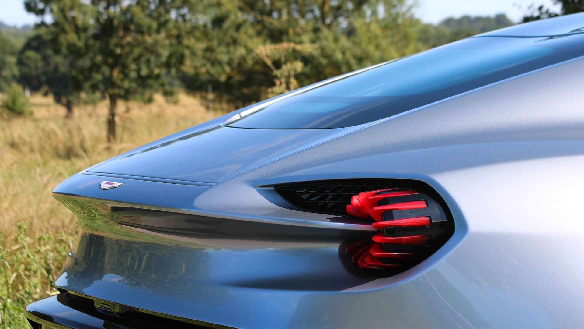 2018 ASTON MARTIN V12 VANQUISH ZAGATO, 8/15