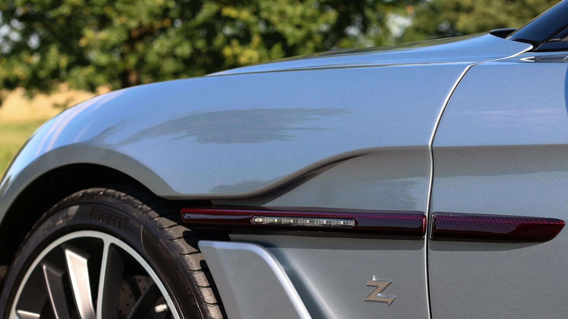2018 Aston Martin V12 Vanquish Zagato, side profile, Skyfall Silver (AML Special Paint)