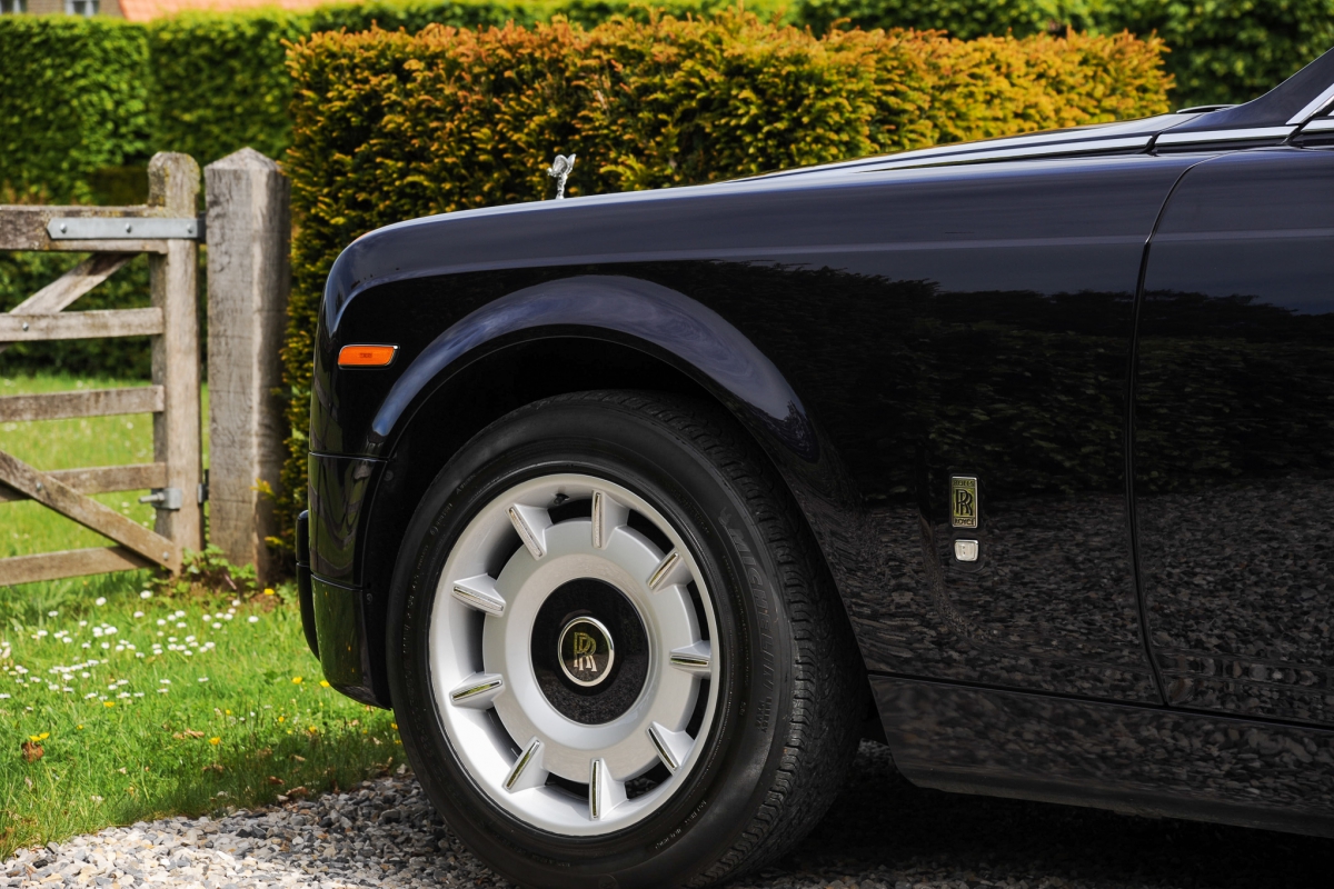 2004 ROLLS-ROYCE PHANTOM, 10/20
