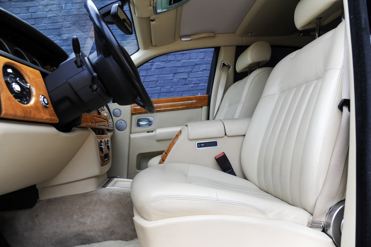 2004 ROLLS-ROYCE PHANTOM, 14/20