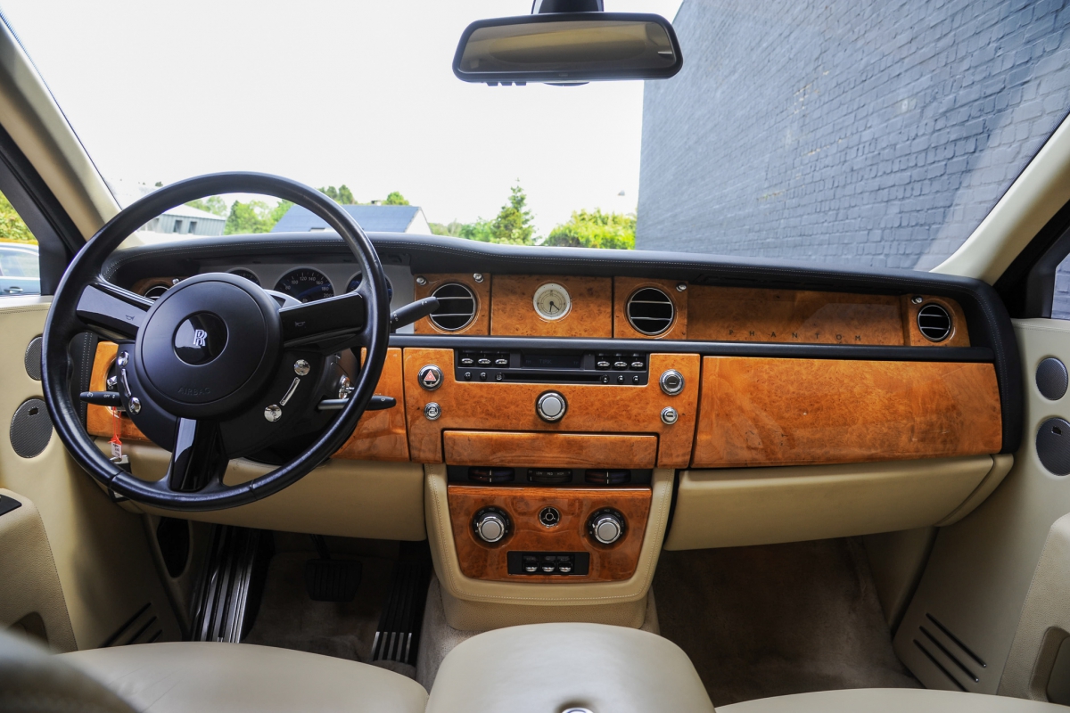 2004 ROLLS-ROYCE PHANTOM, 18/20