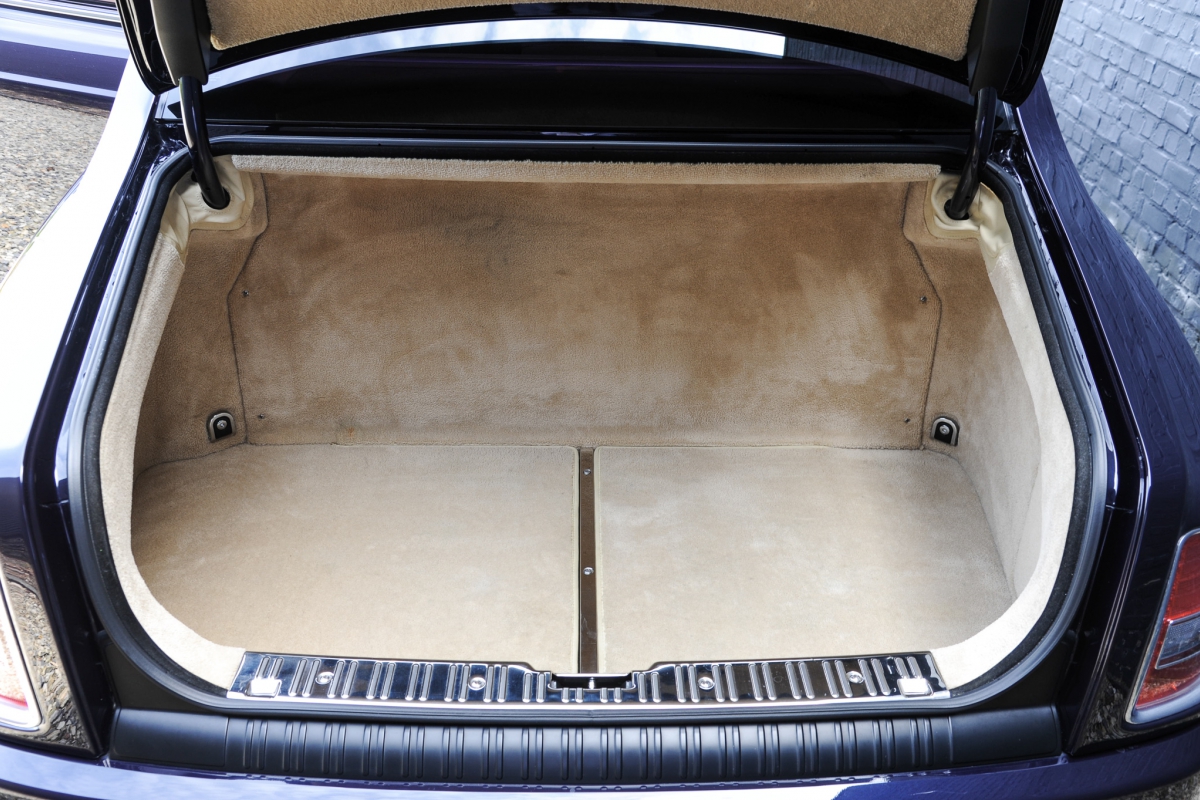 2004 ROLLS-ROYCE PHANTOM, 20/20