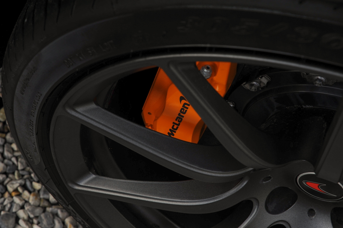 2012 MCLAREN 12C, 9/20