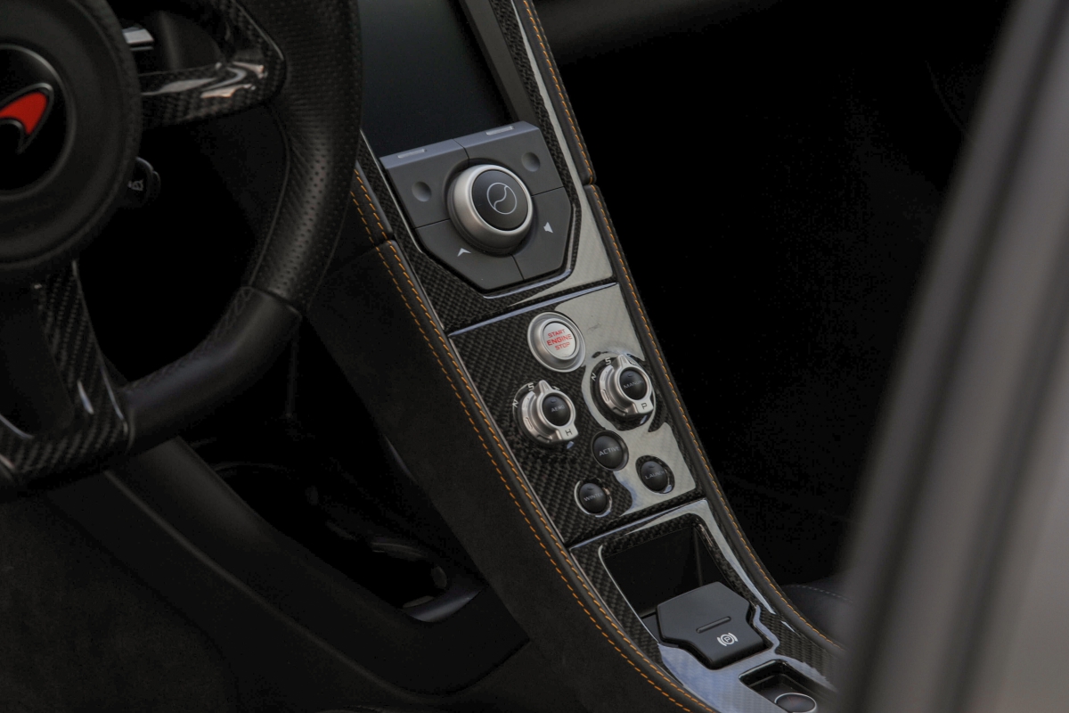 2012 MCLAREN 12C, 15/20