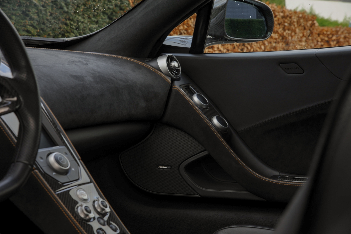 2012 MCLAREN 12C, 16/20