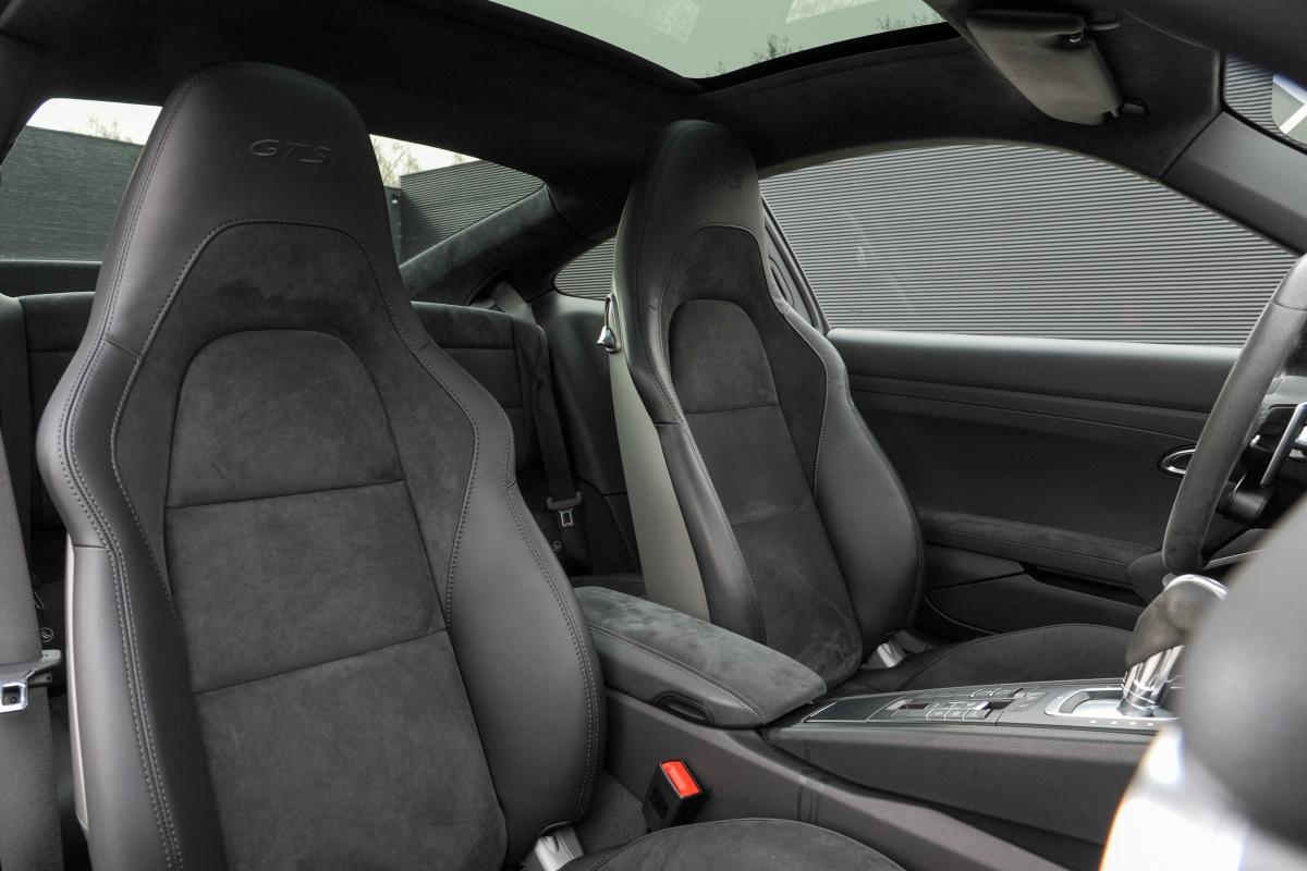 2018 PORSCHE 991 MK2 CARRERA 2 GTS, 19/20