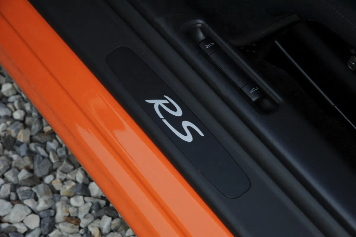 2007 PORSCHE 997 MK1 GT3 RS interior, door sill, Black carbon bucket seats