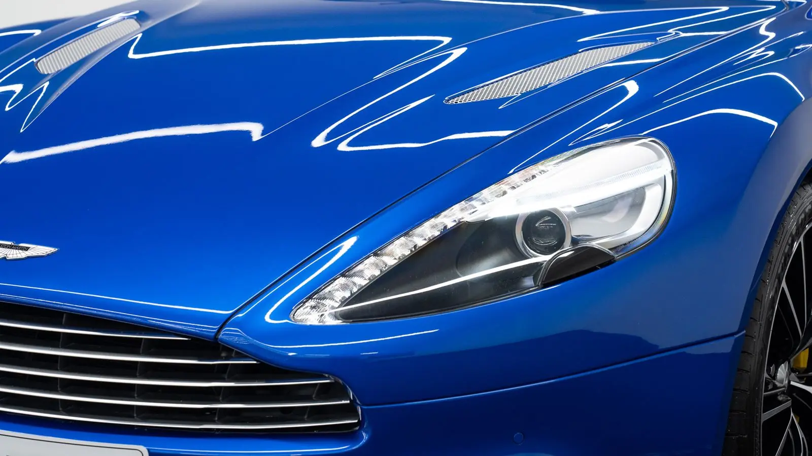 2013 Aston Martin VANQUISH V12, 13/20