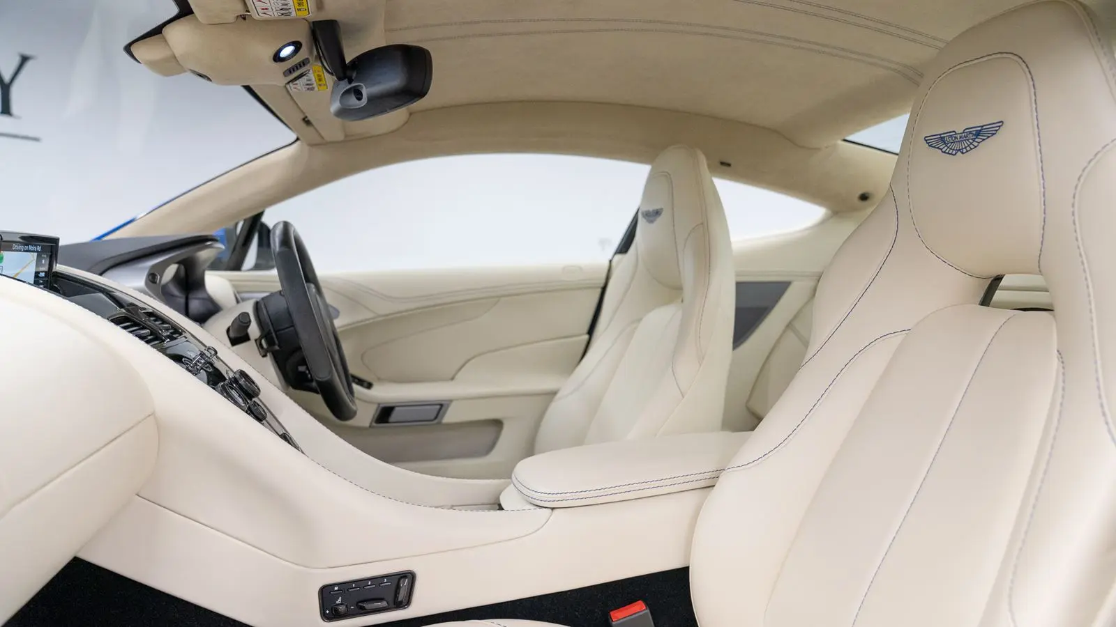 2013 Aston Martin VANQUISH V12, 18/20