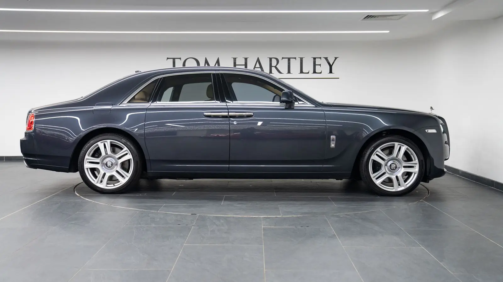 2014 Rolls-Royce GHOST V12, 6/17
