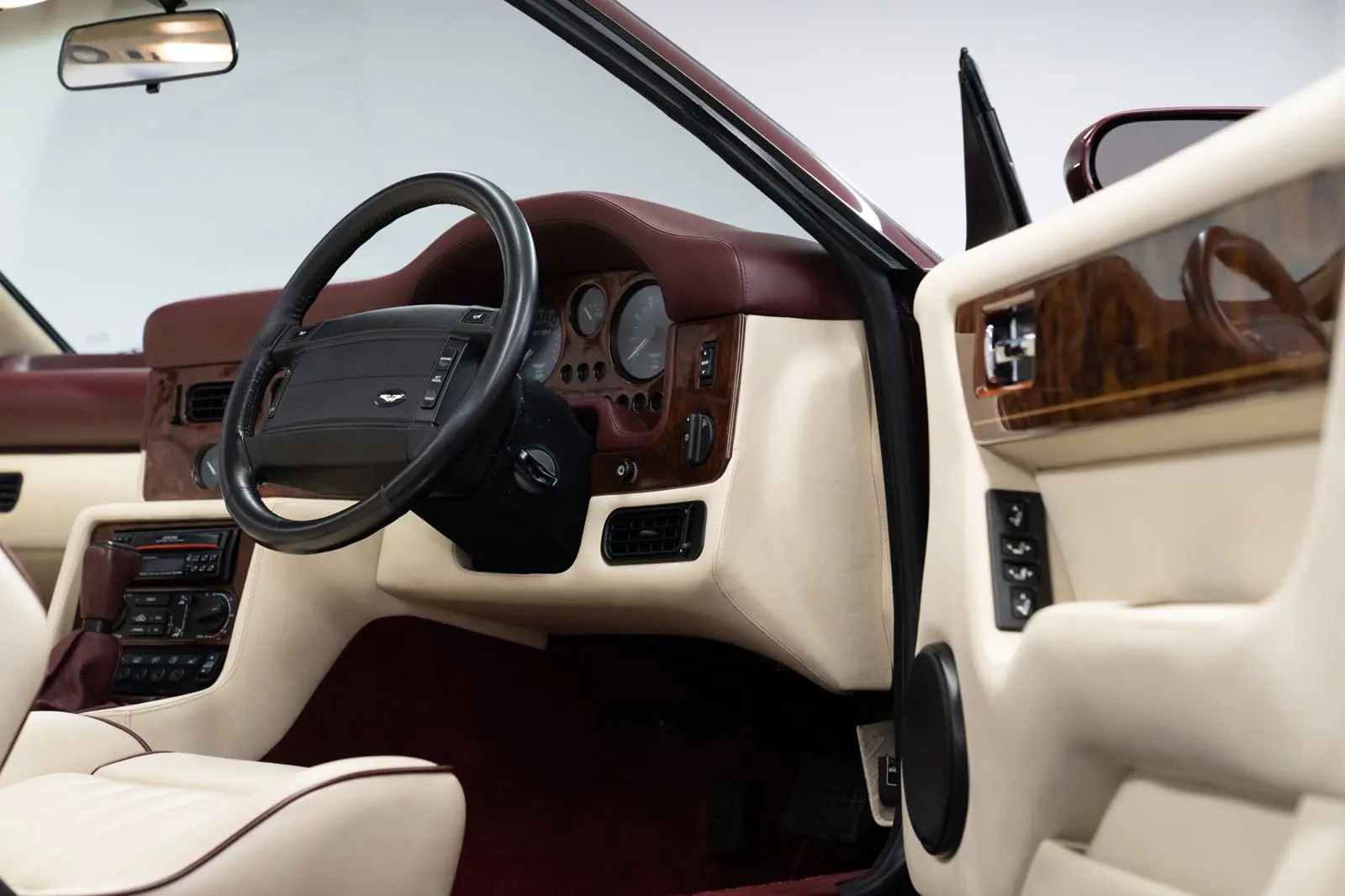 1996 Aston Martin VIRAGE, 10/20