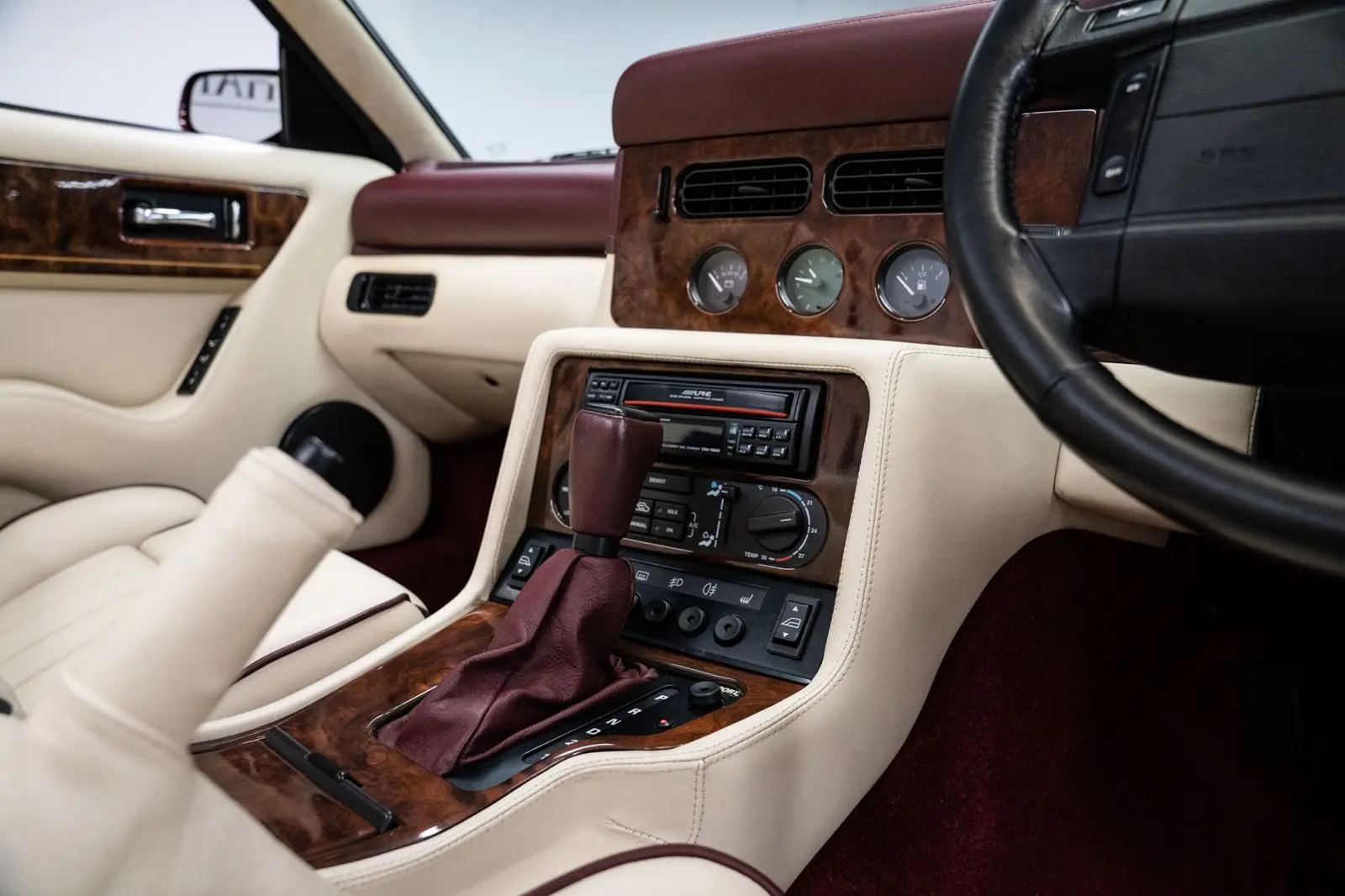 1996 Aston Martin VIRAGE, 14/20