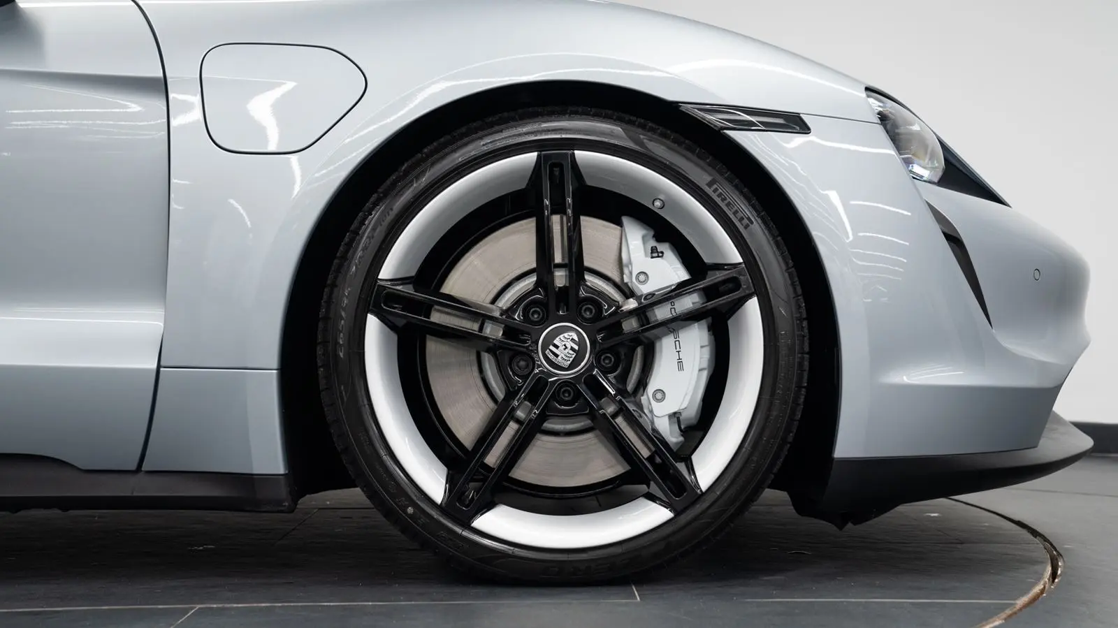 2022 Porsche TAYCAN, 9/20