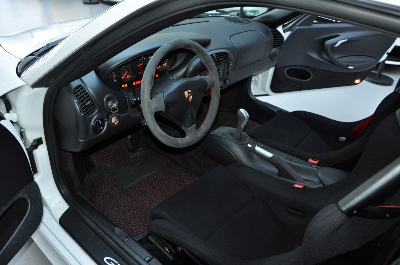 2004 Porsche 911 GT3 RS, 2/19