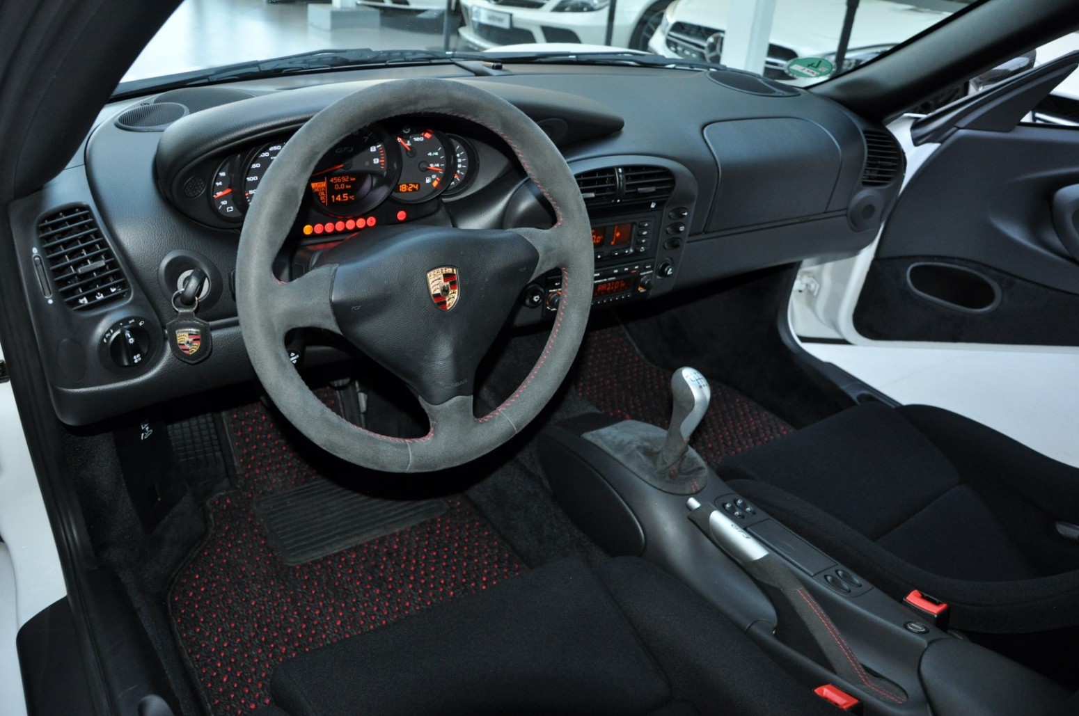 2004 Porsche 911 GT3 RS, 17/19