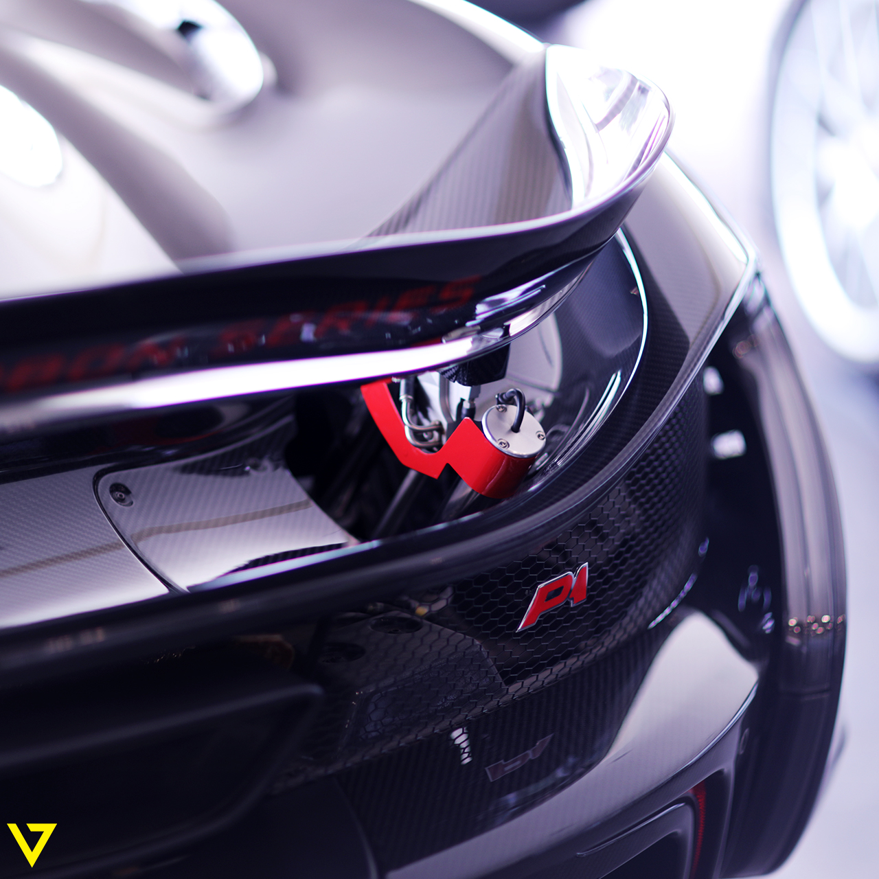 2015 MCLAREN P1, 4/10