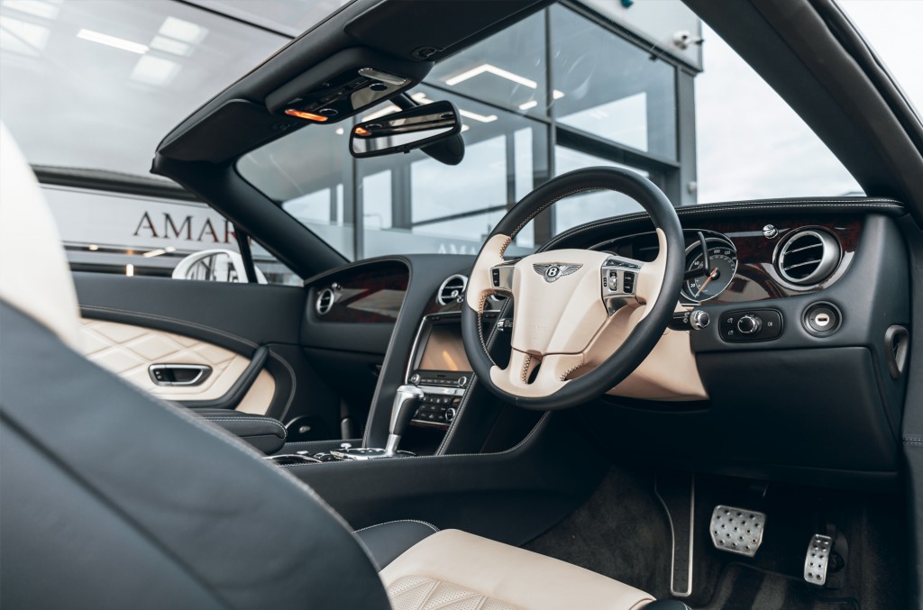 2015 BENTLEY CONTINENTAL GTC, 17/20
