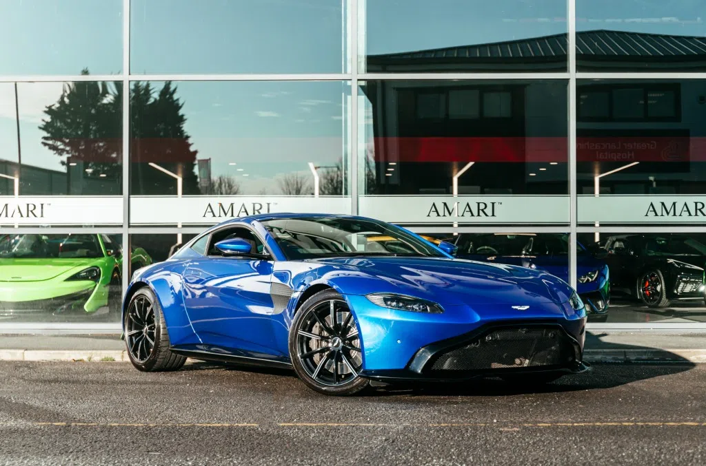 2019 ASTON MARTIN VANTAGE