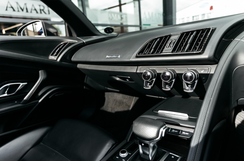 2018 AUDI R8, 16/19