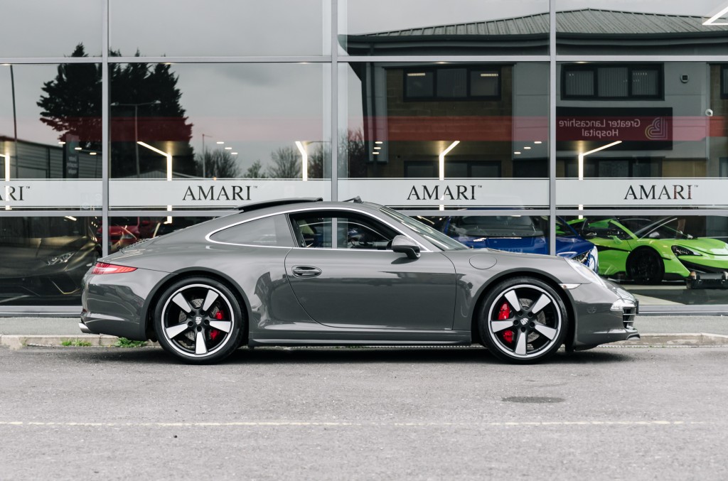 2014 PORSCHE 911, 2/20