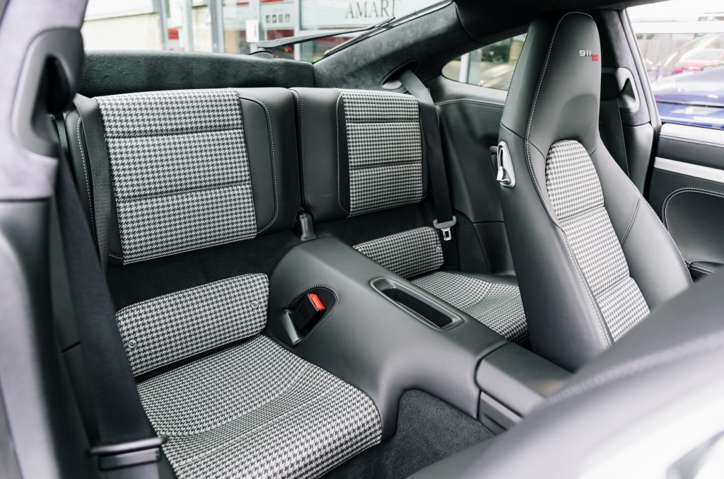 2014 PORSCHE 911, 17/20