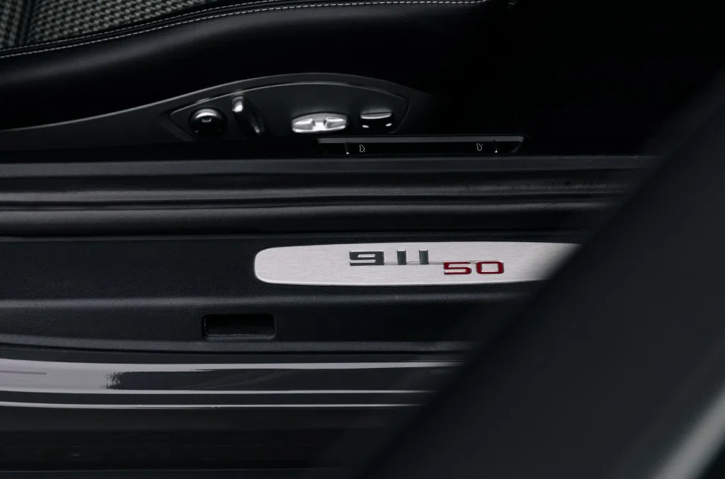 2014 PORSCHE 911, 20/20