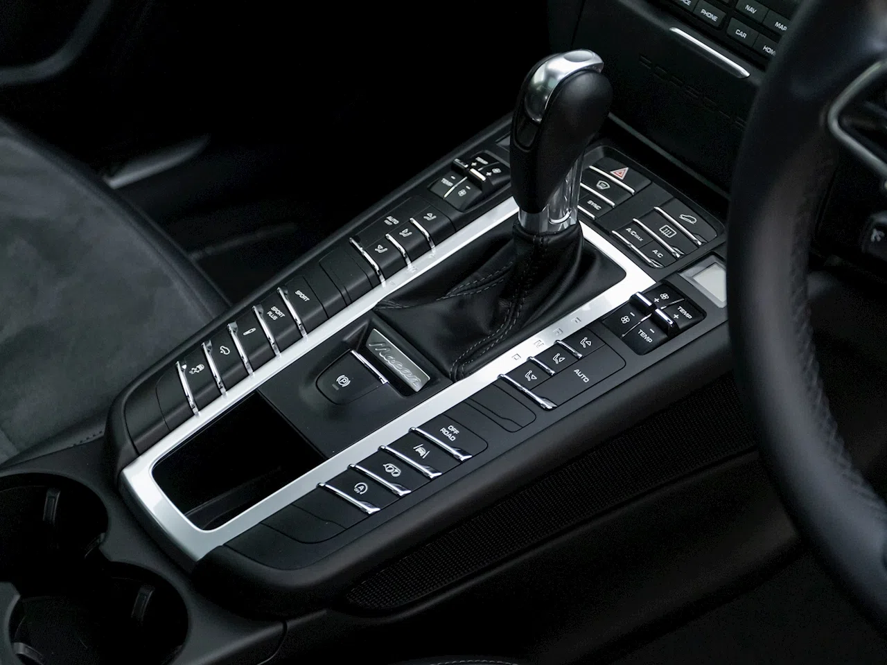 2018 Porsche Macan GTS interior, center console, Black Leather & Alcantara