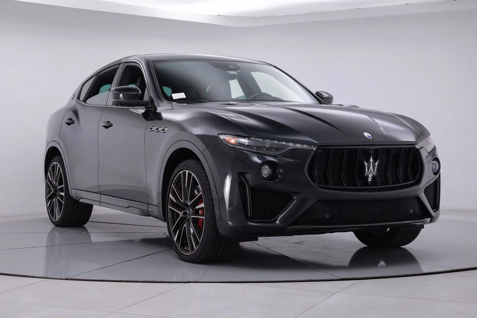 2019 Maserati Levante Trofeo for sale, front three-quarter view, Black