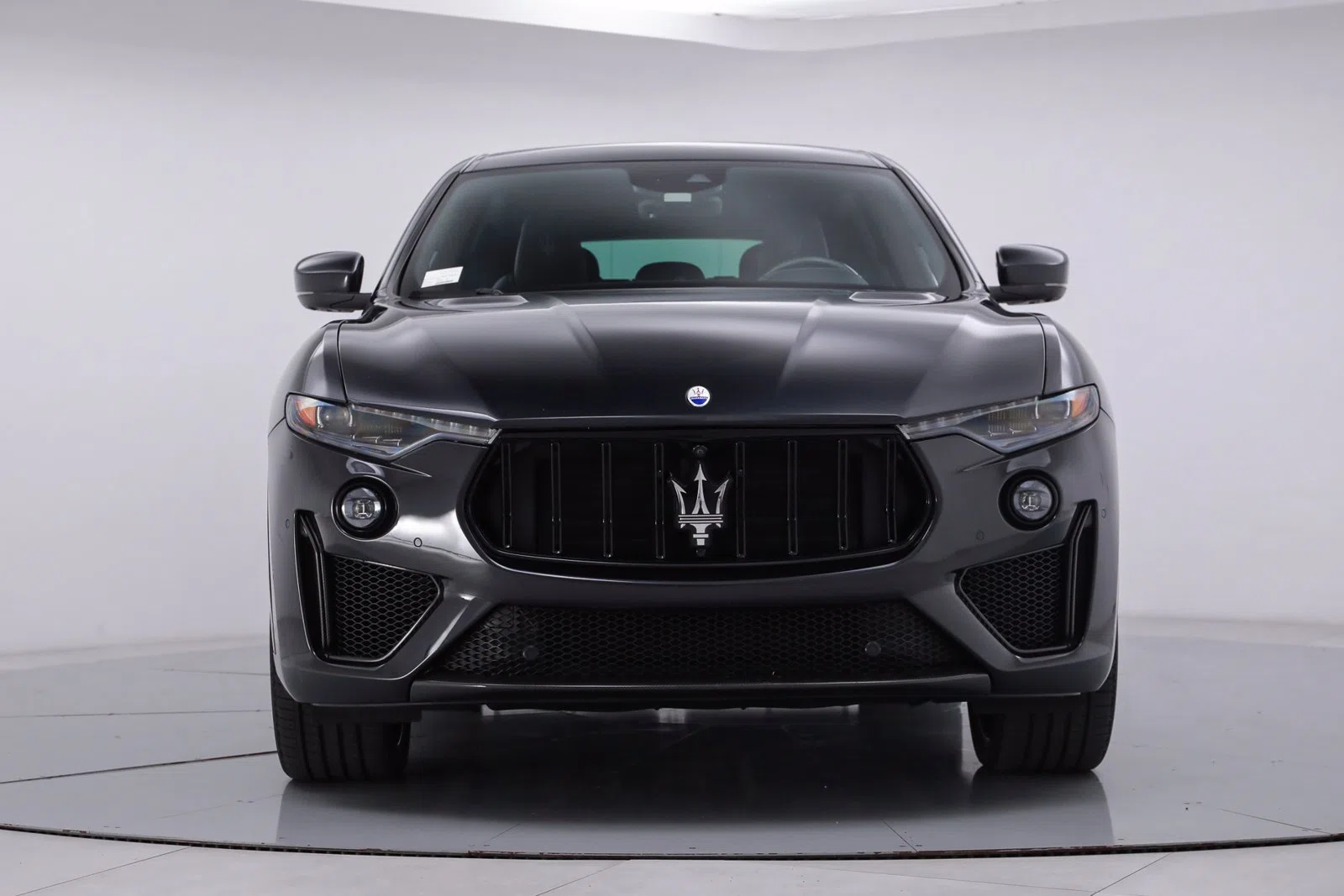 2019 Maserati Levante Trofeo for sale, exterior, Black