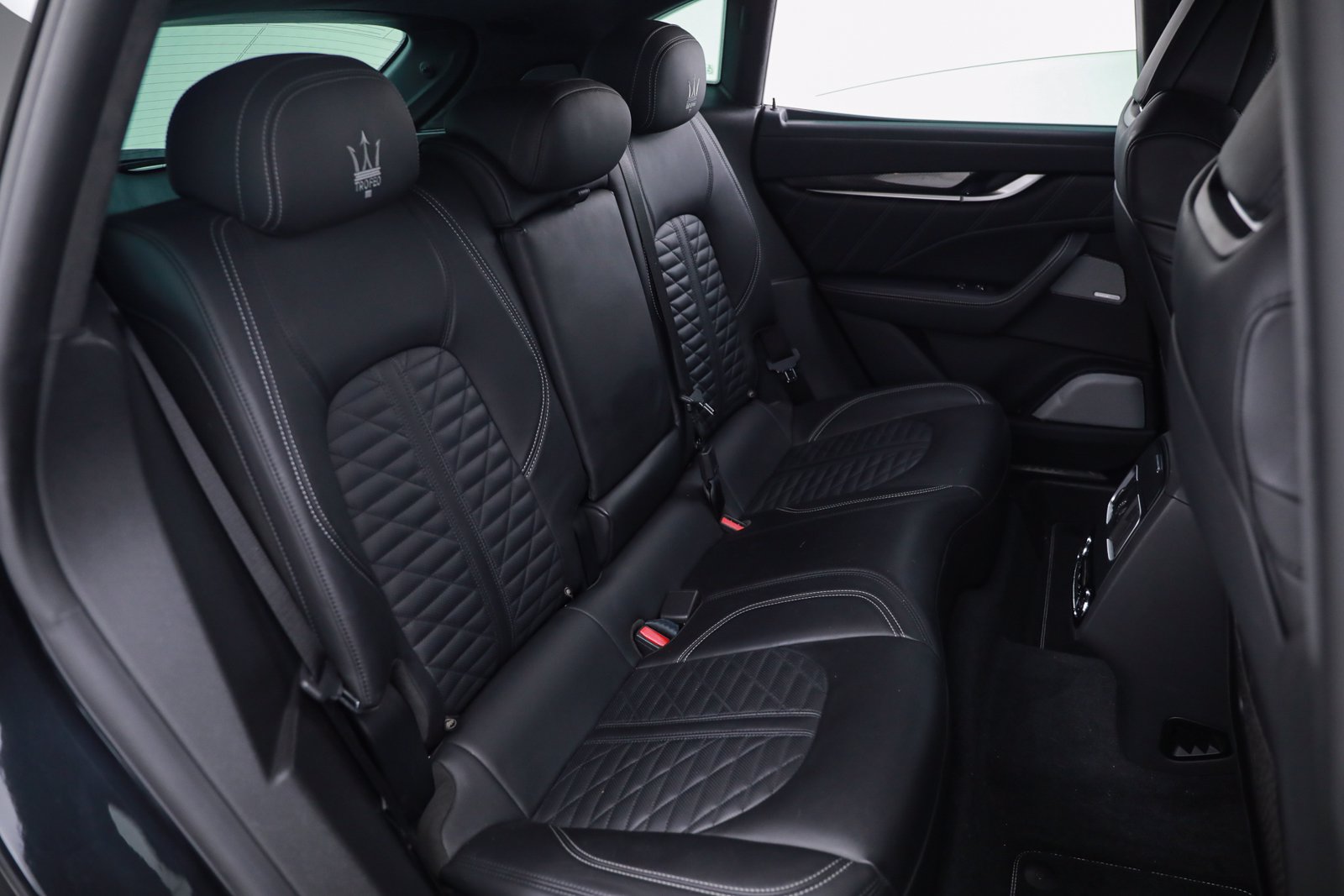 2019 Maserati Levante Trofeo, 16/17