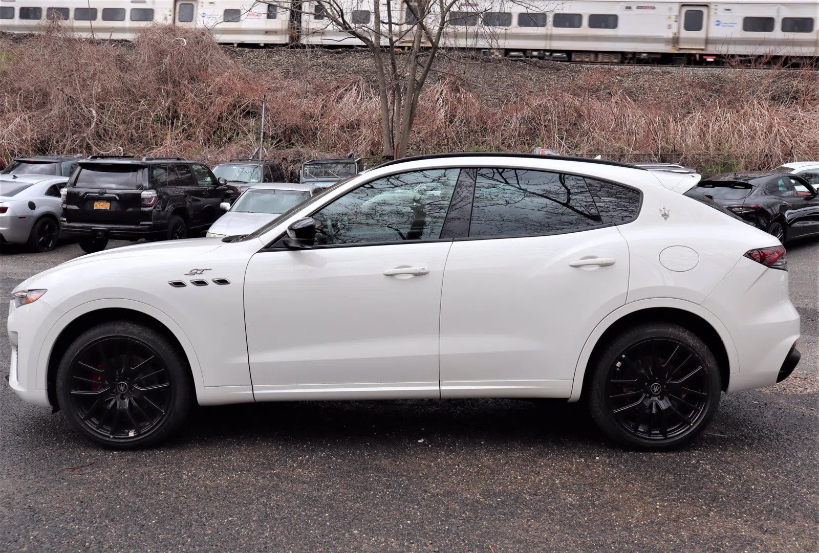 2022 Maserati Levante GT for sale, exterior, White