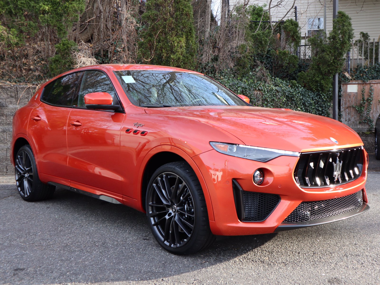 2022 MASERATI LEVANTE TROFEO, 3/20