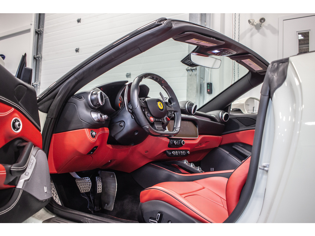 2019 FERRARI PORTOFINO, 4/18