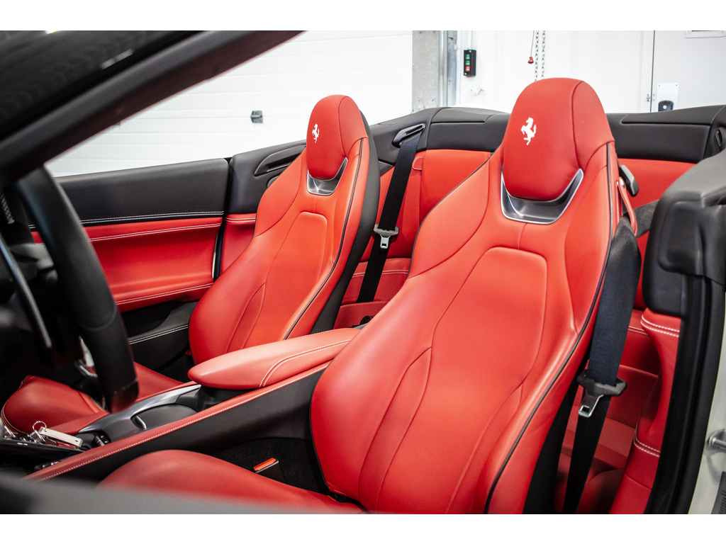 2019 FERRARI PORTOFINO, 5/18