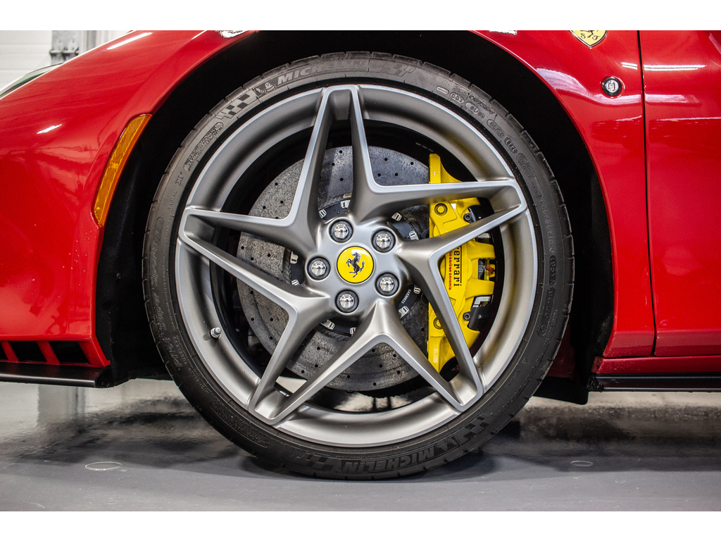 2021 FERRARI F8 TRIBUTO, 10/20