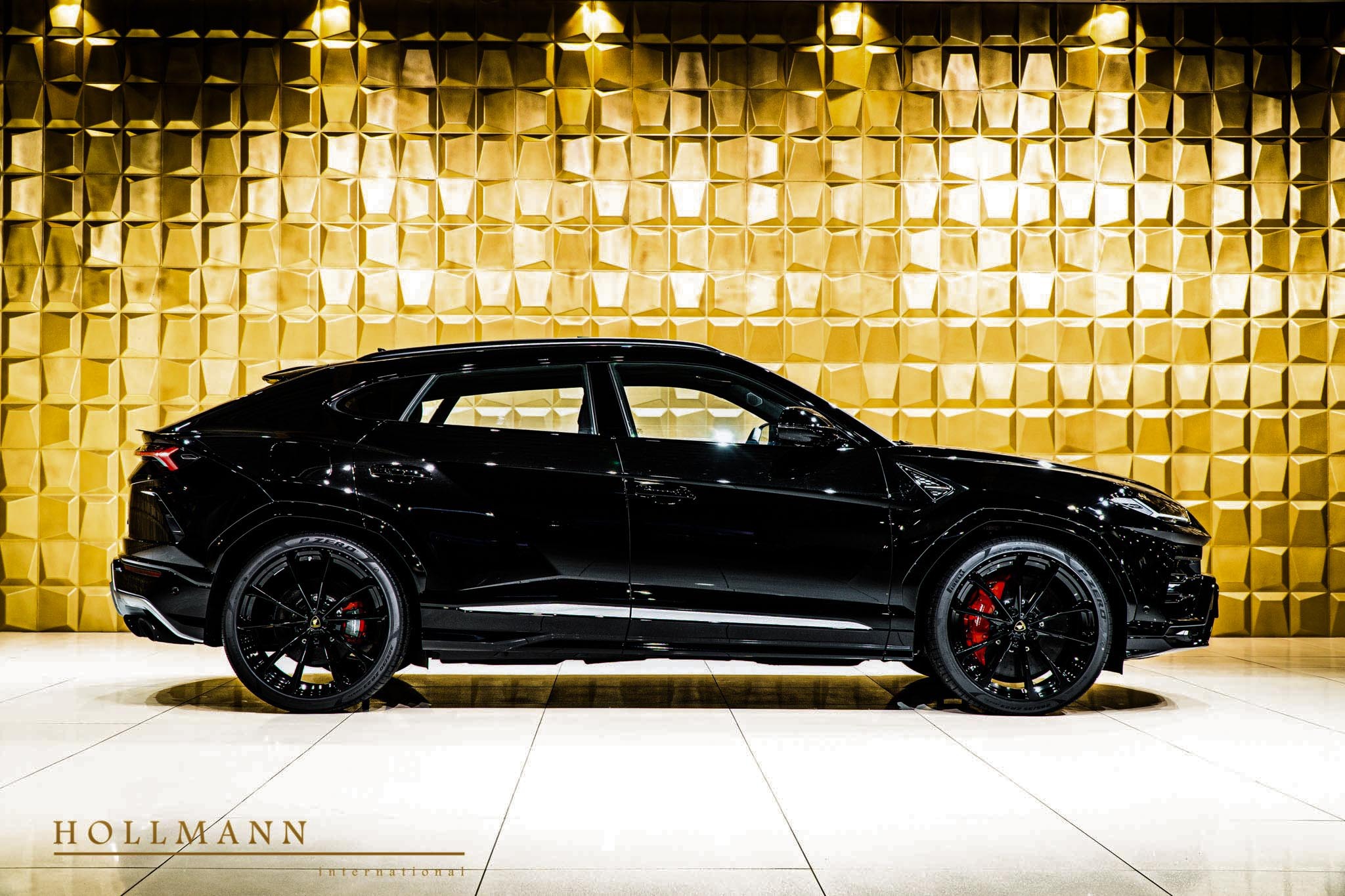 Lamborghini Urus, 3/20