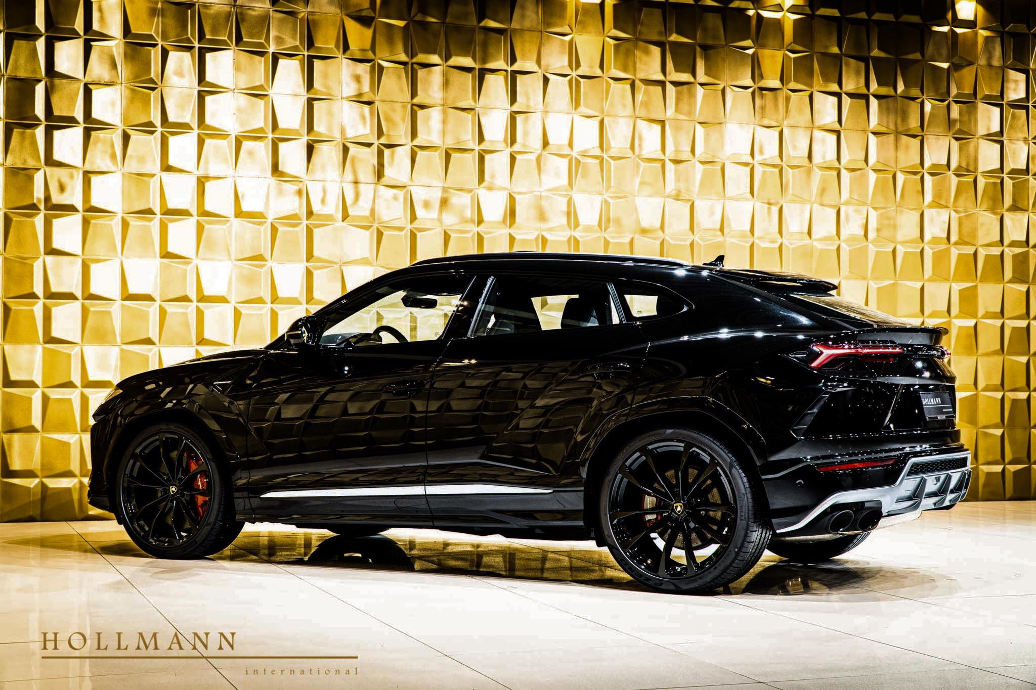 Lamborghini Urus, 8/20