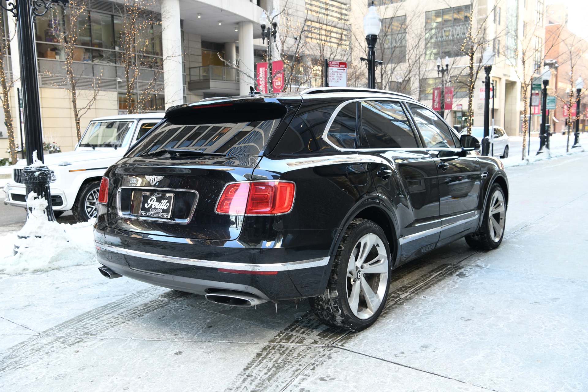 2017 BENTLEY BENTAYGA, 4/18
