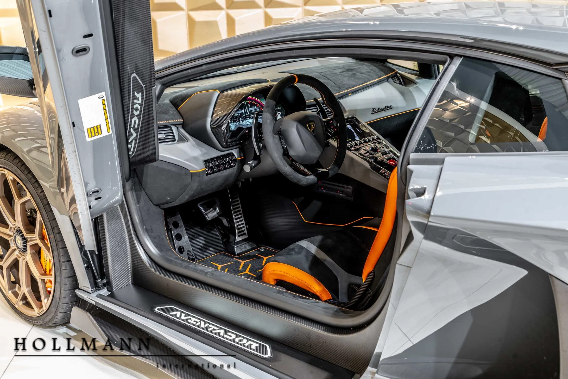 2019 Lamborghini Aventador SVJ interior, Nero Cosmus