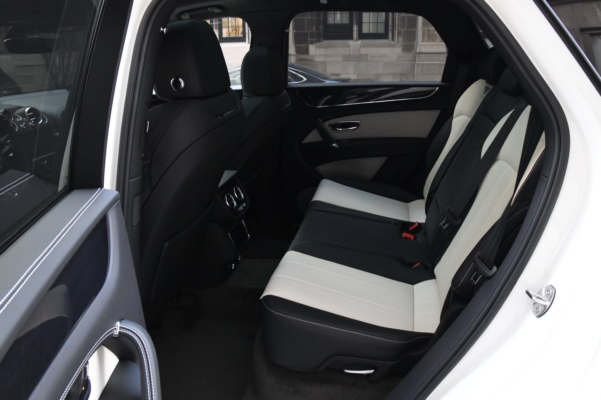 2019 BENTLEY BENTAYGA, 9/20