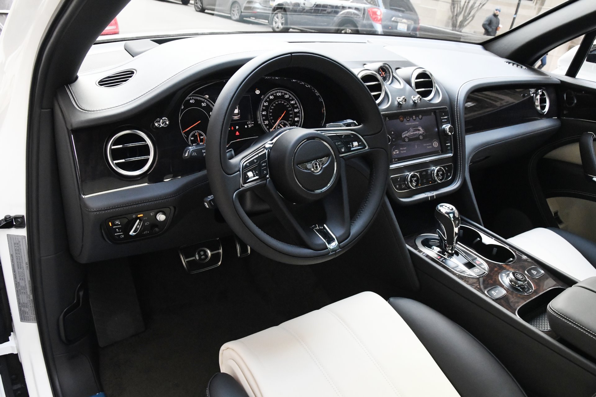 2019 BENTLEY BENTAYGA, 12/20