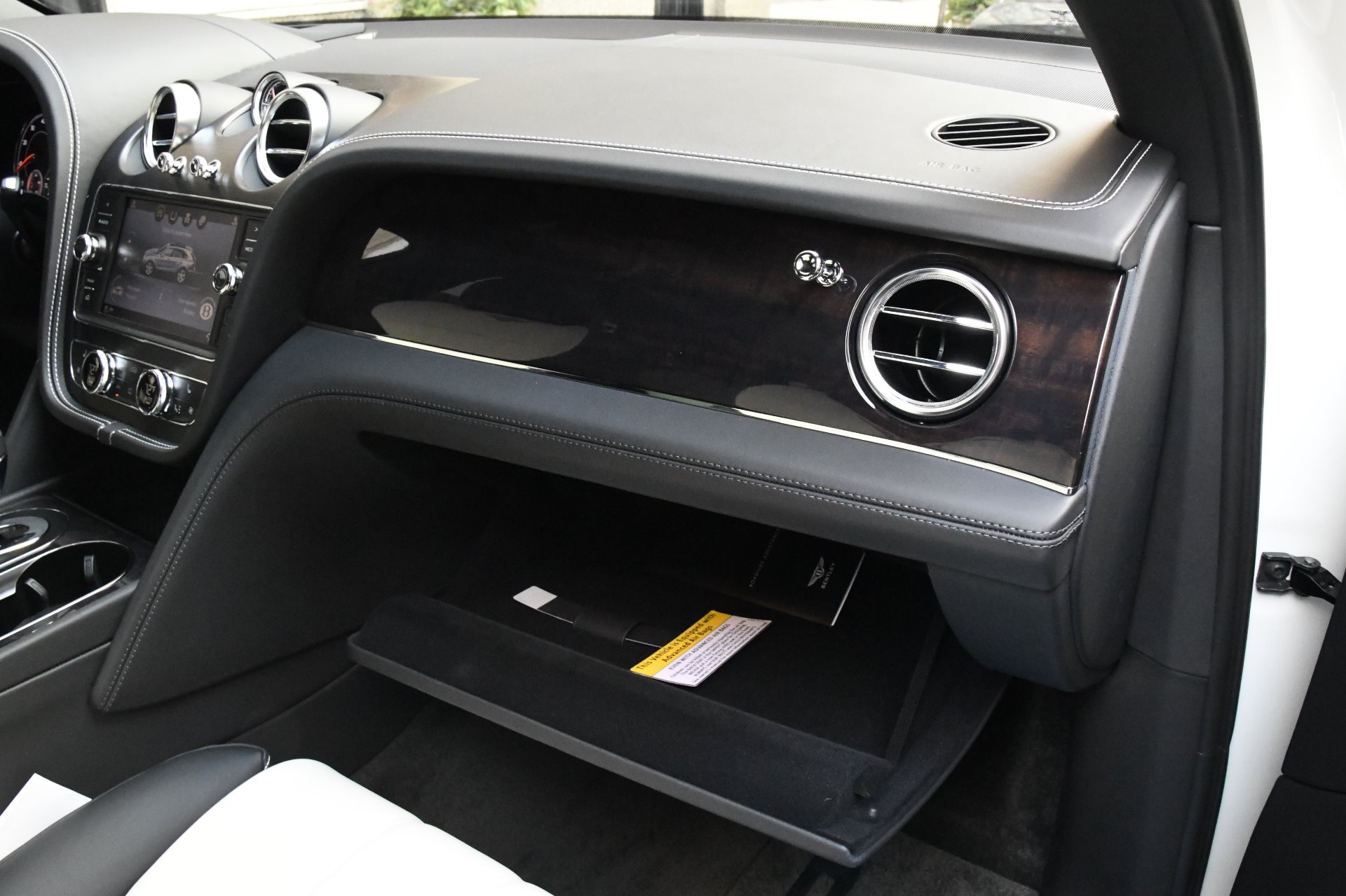 2019 BENTLEY BENTAYGA, 18/20