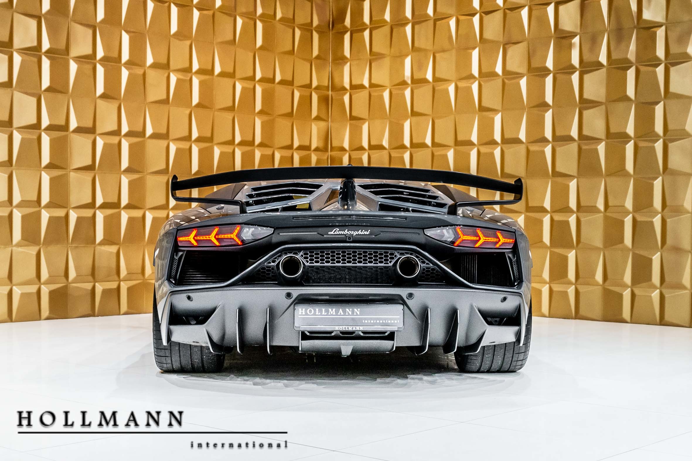 2019 Lamborghini Aventador SVJ, 17/20