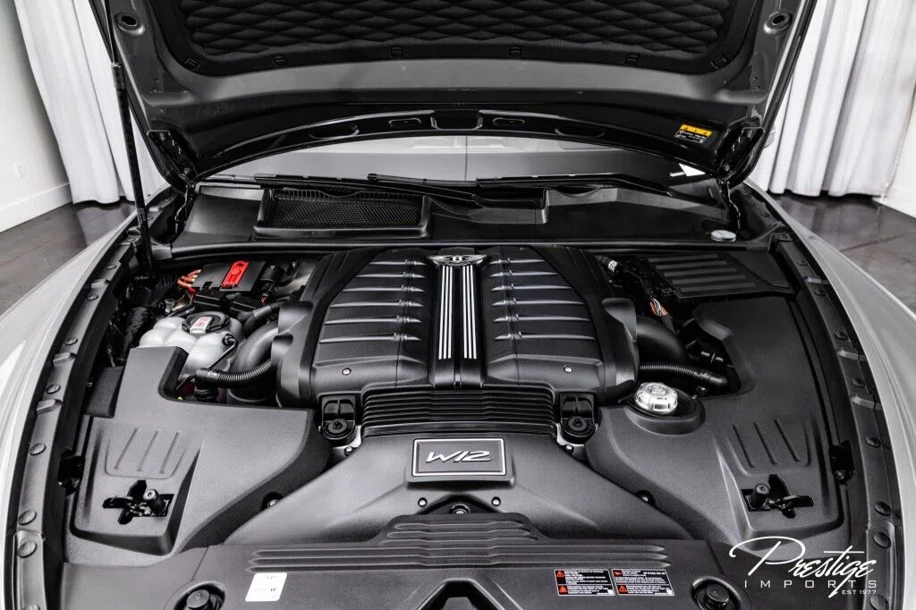 2021 Bentley Bentayga Speed engine