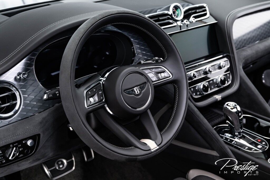 2021 Bentley Bentayga Speed, 17/20